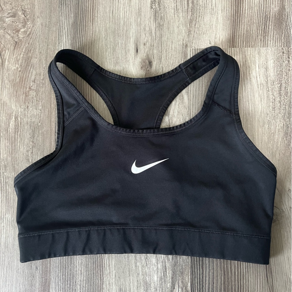Woman’s Nike sports bra